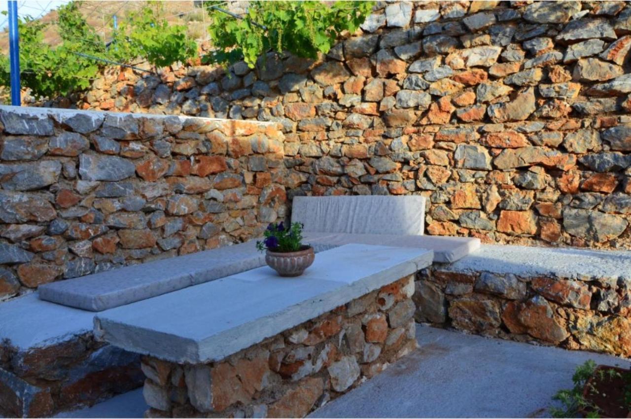 Stone Villa I In Petres Petres  Exteriér fotografie